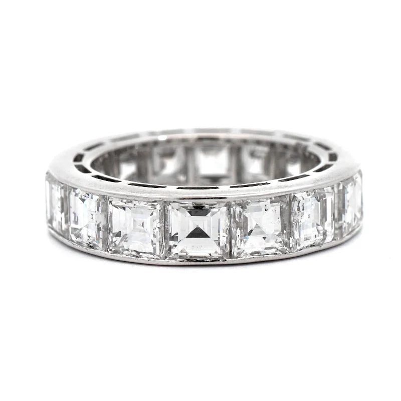 18K White Gold Carre Cut Diamond Eternity Band