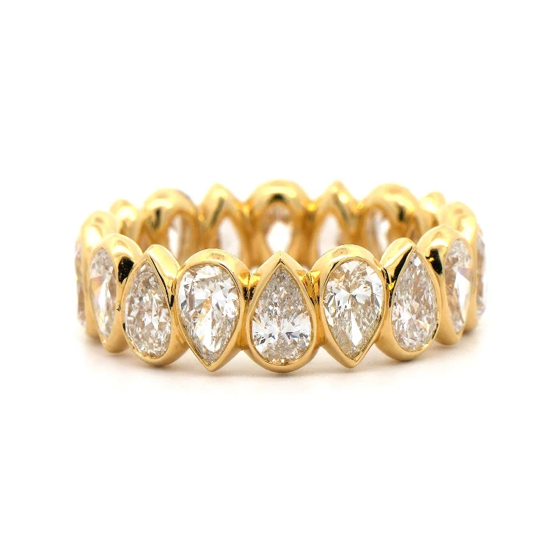 18K Yellow Gold Pear Shaped Diamond Eternity Band