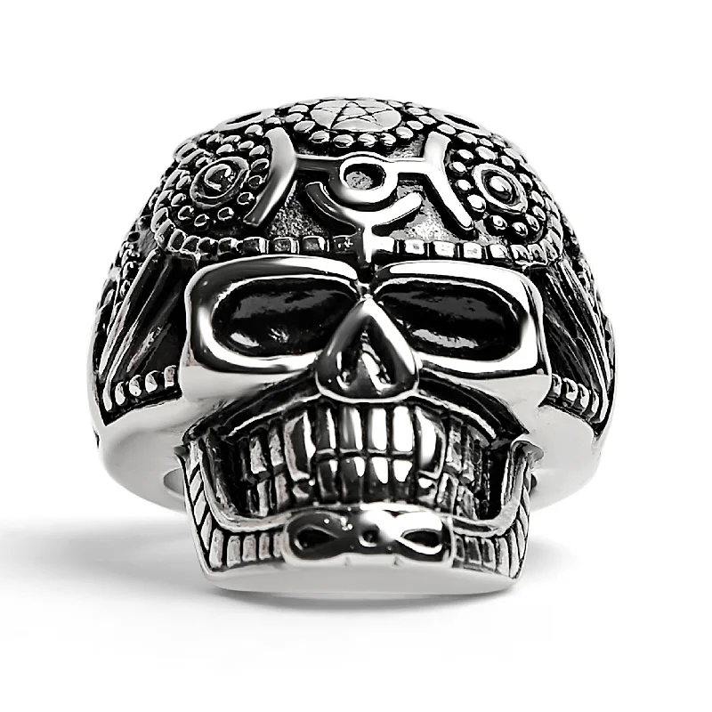 Detailed Skull Stainless Steel Ring / SCR4042