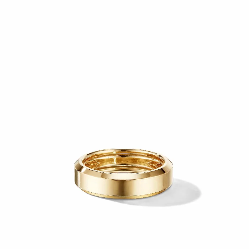 Beveled Band Ring in 18K Yellow Gold