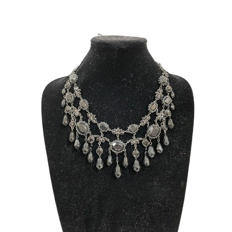 Necklace Statement By Banana Republic In Black