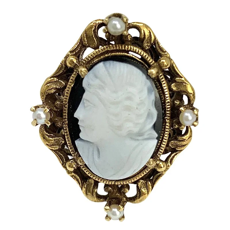 14K Yellow Gold Vintage Cameo Ring with Pearls