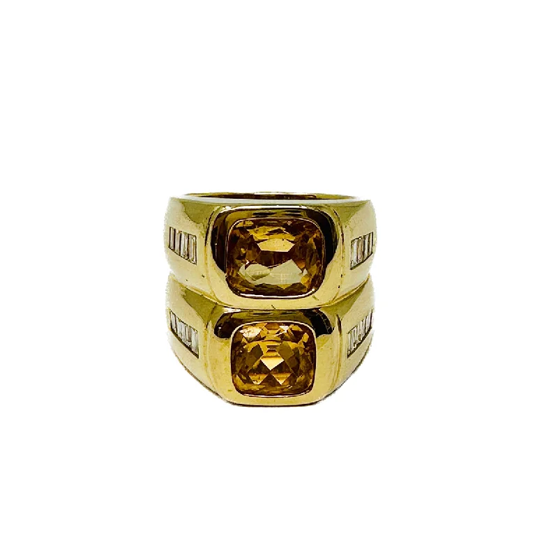 18K Gold Twin Ring with 2 Cushion Shaped Citrine and 16 Baguette Diamomds