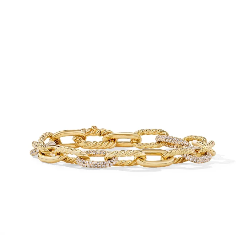 DY Madison® Chain Bracelet in 18K Yellow Gold with Diamonds, 8.5mm