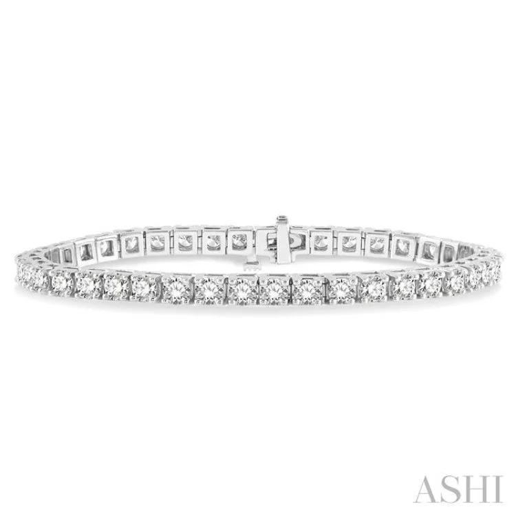 8 Ctw Square Shape Round Cut Diamond Tennis Bracelet in 14K White gold